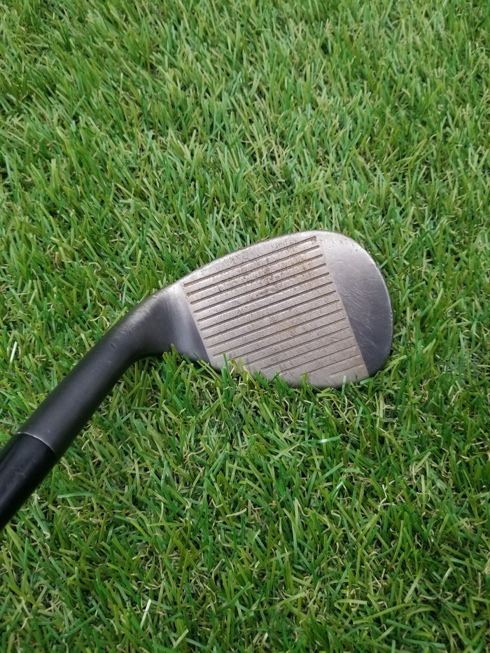 CLEVELAND TOUR ACTION WEDGE 60* WEDGE FLEX STEEL SHAFT 35.25" FAIR