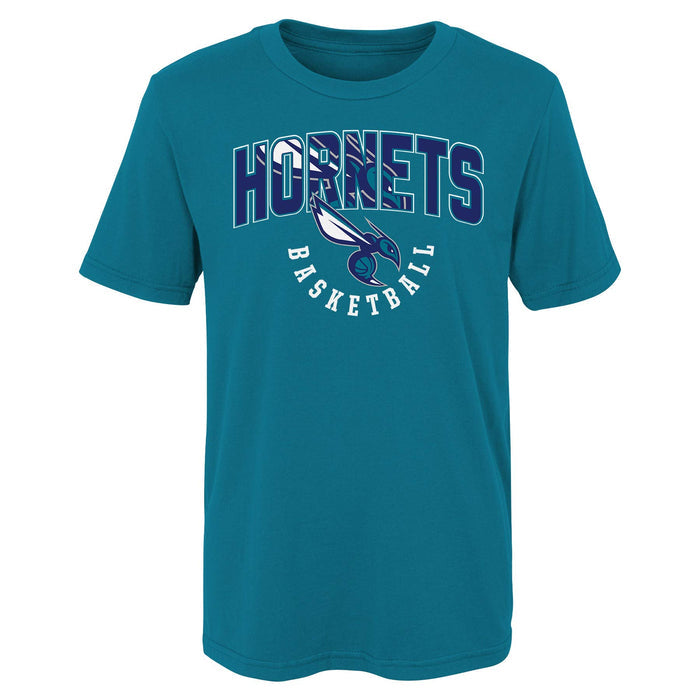 Outerstuff NBA Boys Charlotte Hornets 4-20 Hot Shot Short Sleeve Tee